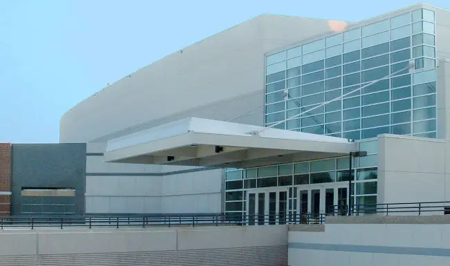 McLean Bible Church Exterior